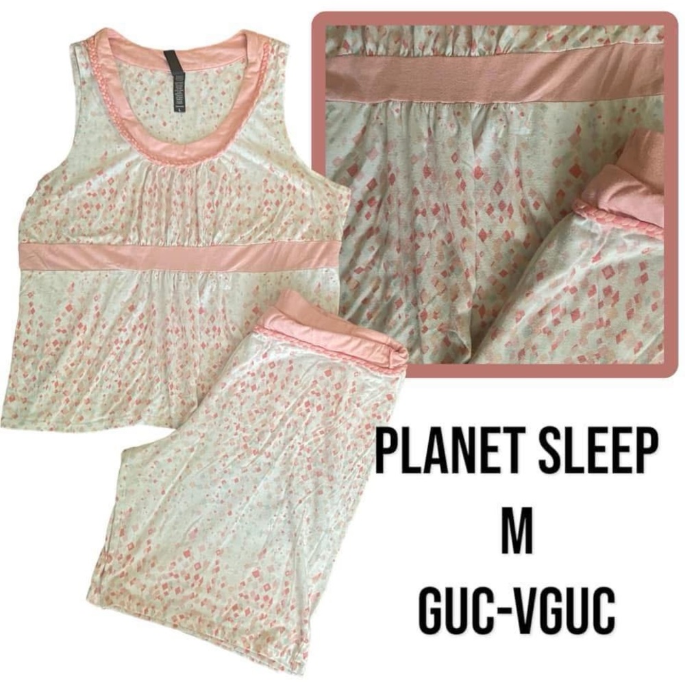 Planet Sleep Pink and White Pajama Set